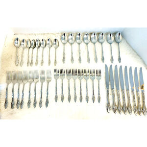 Oneida Eden Stainless Steel Glossy 40 Piece Flatware Set-(8) Place Settings
